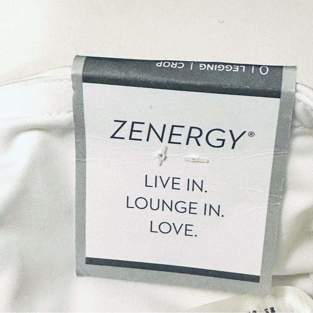 Chico’s 0 Zenergy Legging Crop Pants Optic White Stretch Dressy ☀️ - Picture 4 of 10